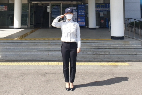 거제시, 첫 여성청원경찰 임용  김진희씨 태권도 공인 5단의 유단자
