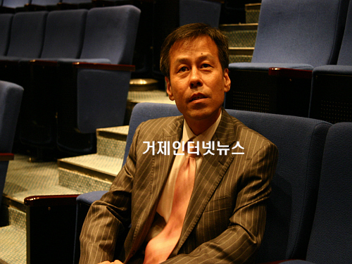 [인터뷰]‘극단예도’의 최태황 대표천해의 환경과 더불어 예술문화도시로